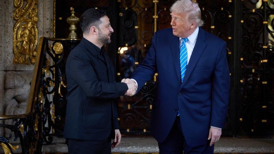 El presidente de Ucrania, Volodimir Zelenski, y el de Estados Unidos, Donald Trump