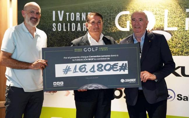 Acto de entrega del cheque solidario