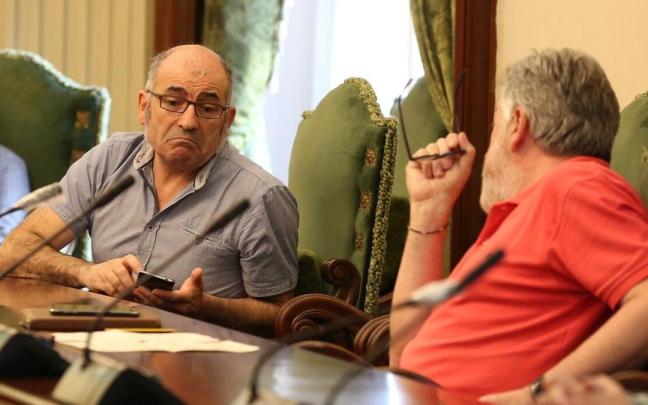 Abaurrea y Asiron, durante un pleno