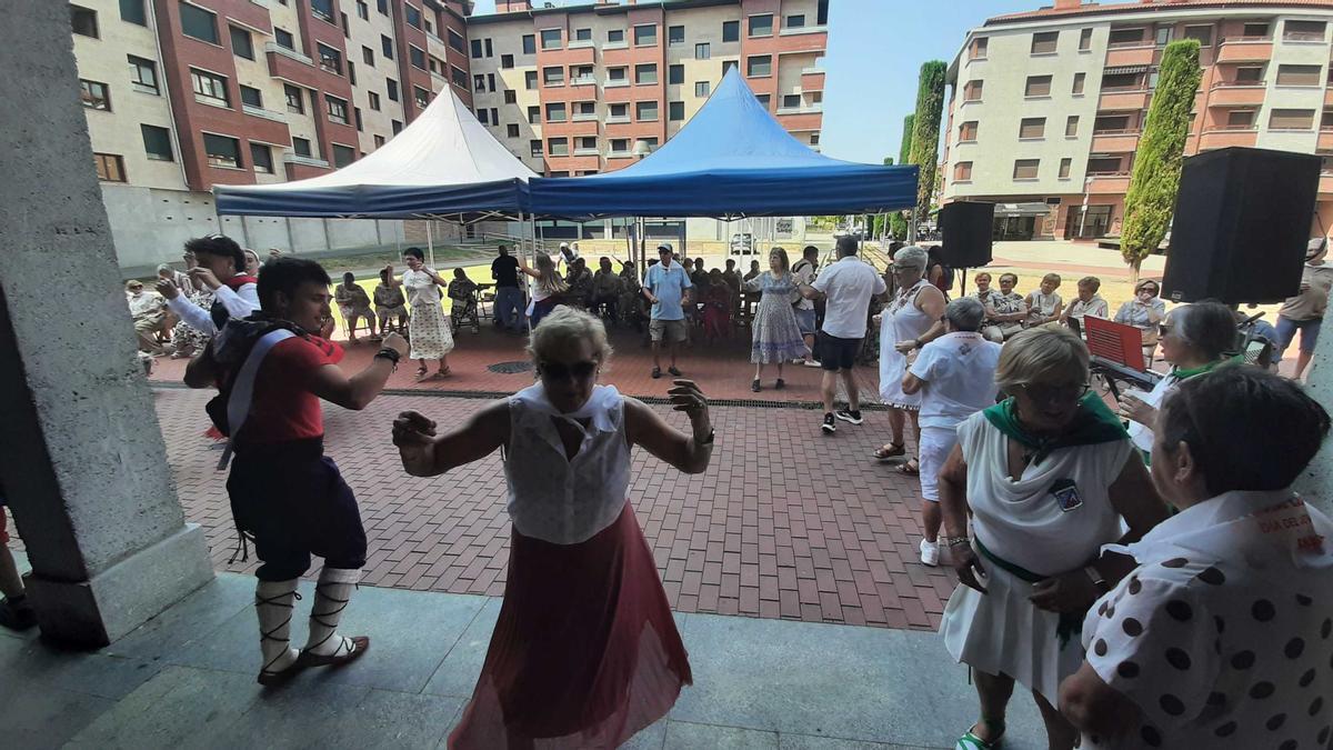 Amurrio disfruta de su segundo día de fiestas