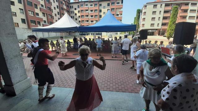 Amurrio disfruta de su segundo día de fiestas