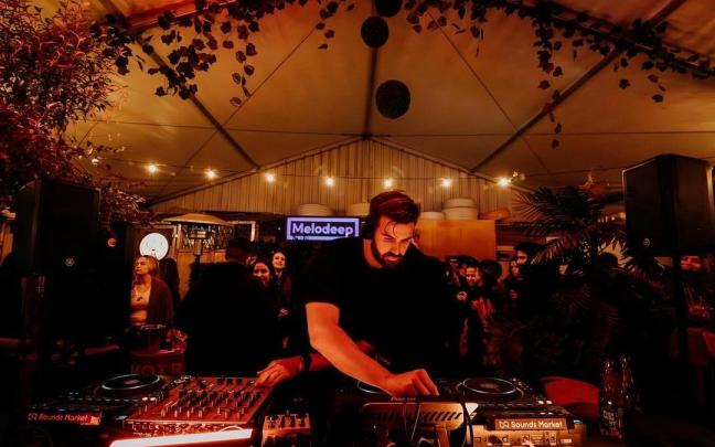 Paul Larrozea defiende un concepto de dj muy concreto