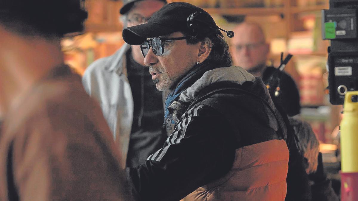 El director de cine argentino vuelve a ponerse detrás de la cámara ocho años después.