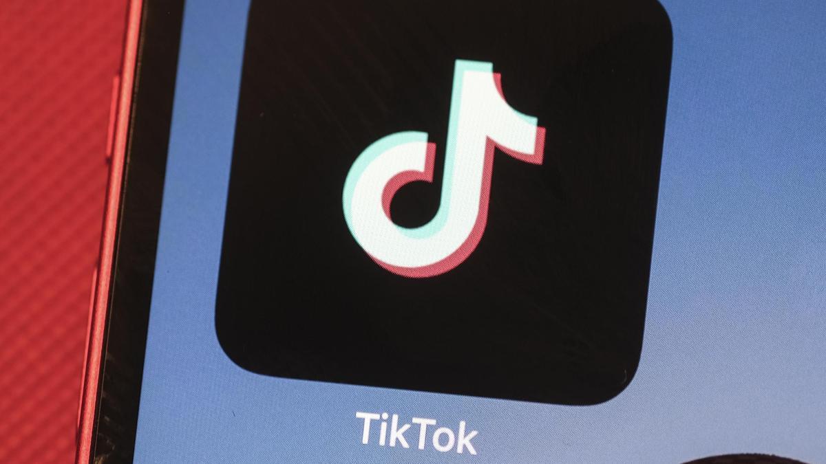 Una exempleada asegura que le afectaba emocionalmente.