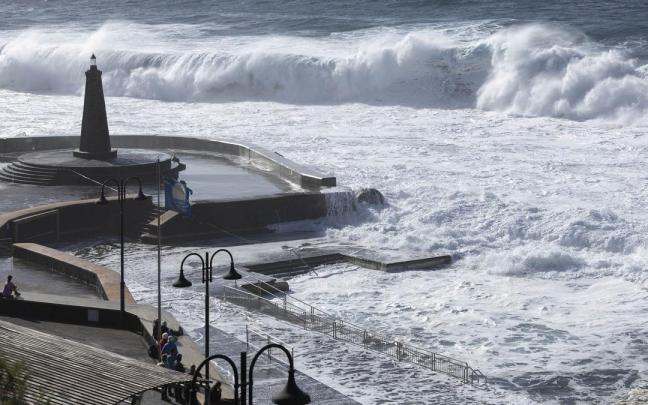 Imagen de archivo del paso de una borrasca