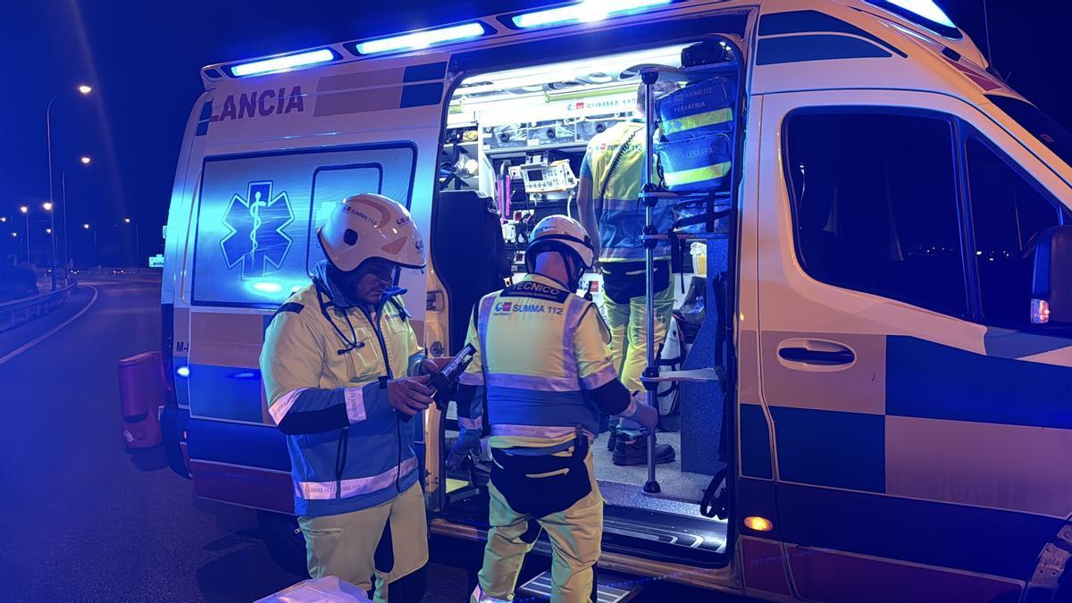 Imagen de archivo de profesionales de Emergencias Madrid.