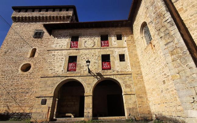 Entrada al Conjunto Monumental de Quejana