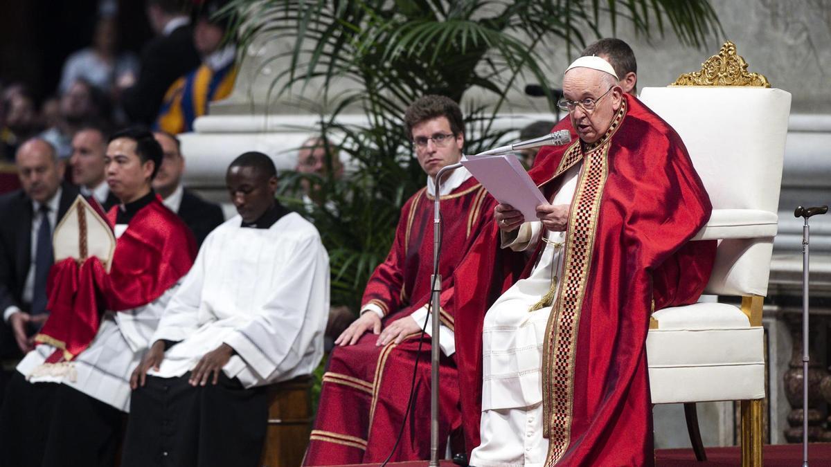 El Papa Francisco, durante la misa de Pentecostés