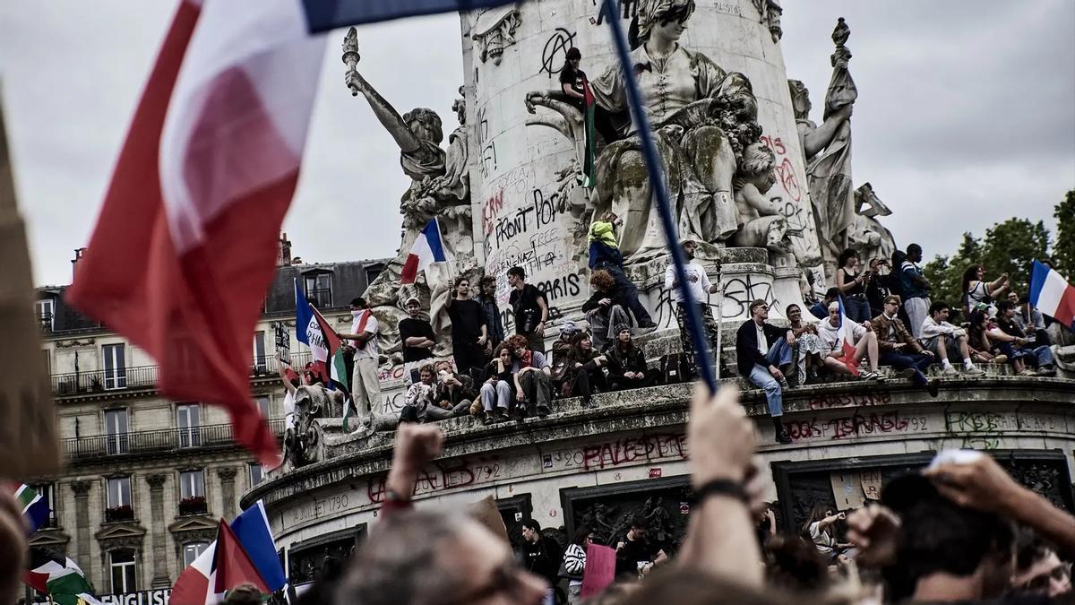 Los líderes políticos de Francia han reaccionado a los sondeos