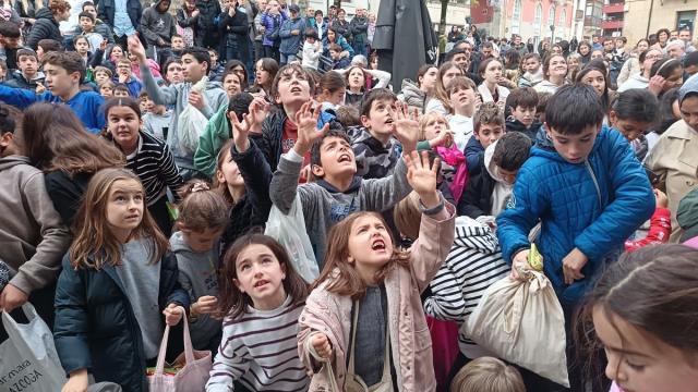 San Nikolas endulza Arrasate