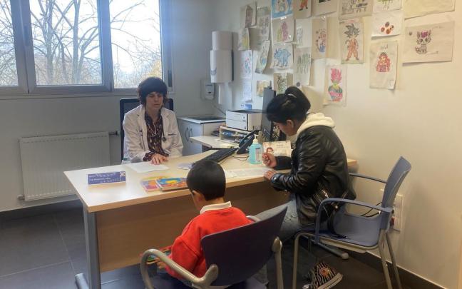 Consulta de un paciente pediátrico diagnosticado con TEA