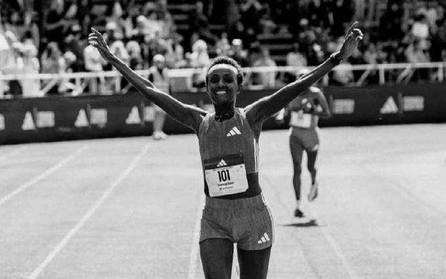 La etíope Shewarge Amare Alene, ganadora del último maratón de Estocolmo.