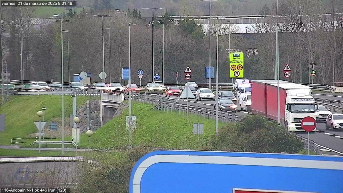 Retenciones en la N-I en Andoain