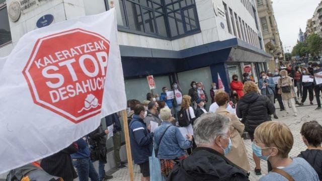 Concentración de Stop Desahucios.