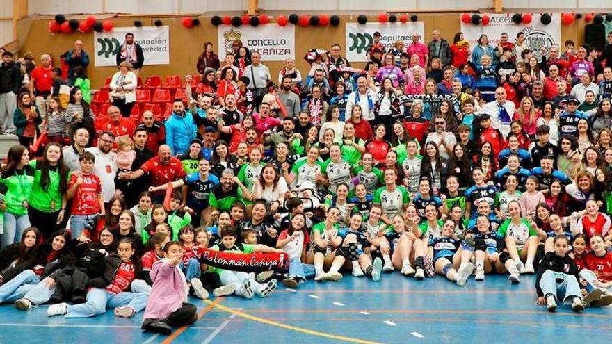 Recepción a las jugadoras en el Ayuntamiento