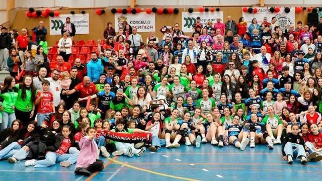 Recepción a las jugadoras en el Ayuntamiento