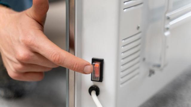 Hay ciertos electrodomésticos que conviene desenchufar en vacaciones