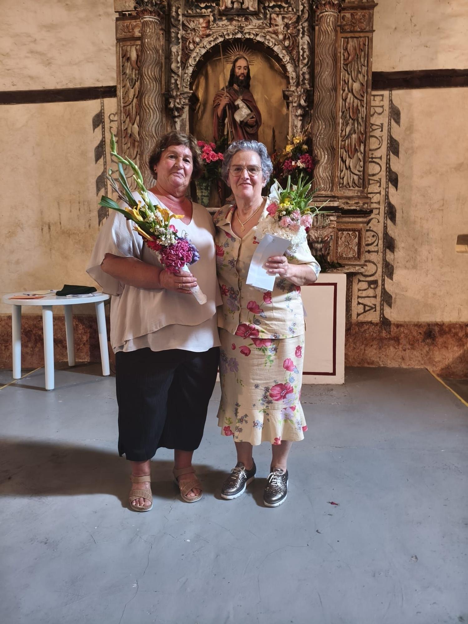 Mertxe Altube y Marijo Igartua se hicieron con el reconocimiento a los mejores ramos de flores.
