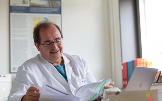Carlos Centeno defiende la medicina paliativa como una especialidad. Carlos Centeno defiende la medicina paliativa como una especialidad.