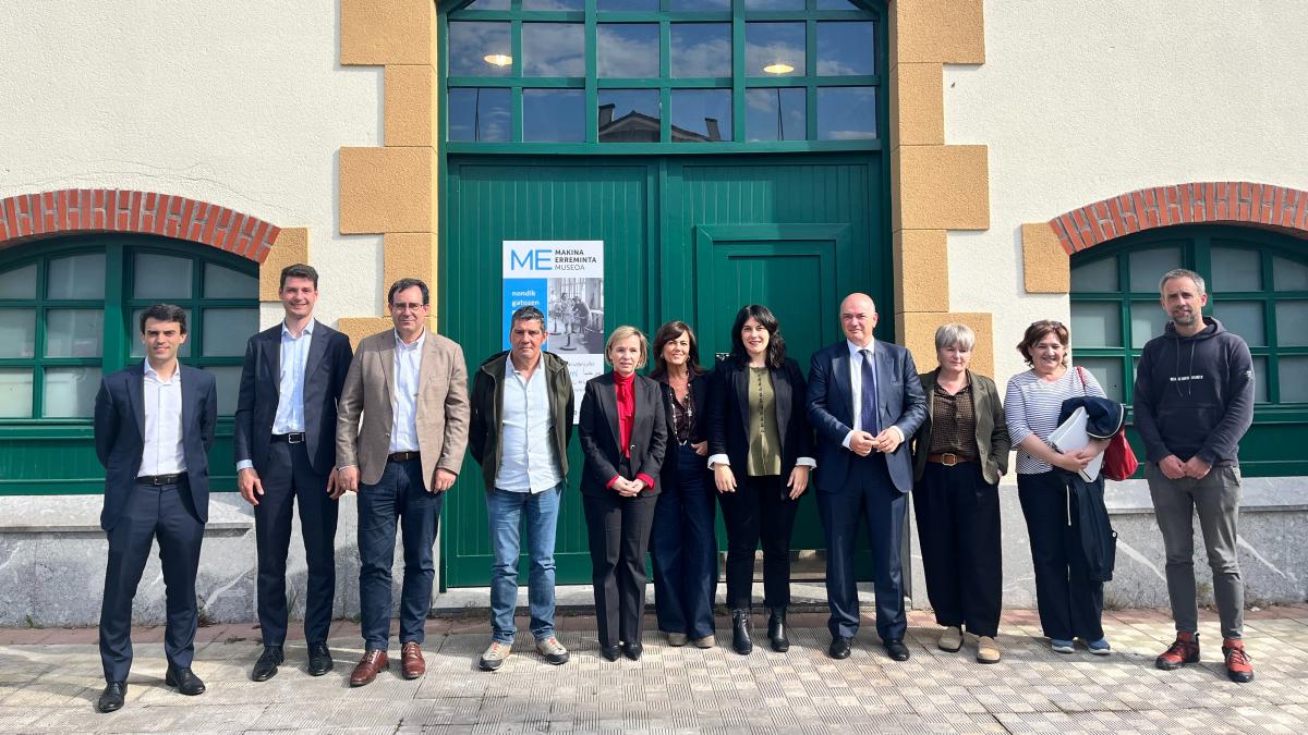 Reunión del grupo motor del PEC de Debarrena