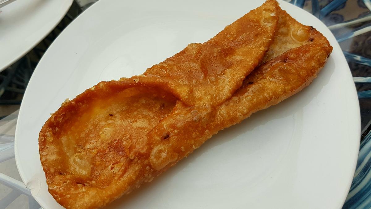 Un pestiño froto listo para comer.