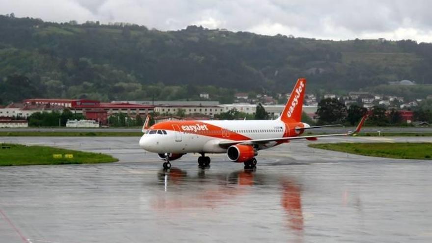 a compañía Easyjet operará dos veces por semana desde junio hasta final del verano | Deia