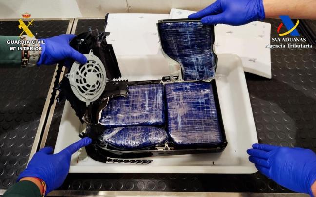 Imagen de la droga intervenida en el aeropuerto. MINISTERIO DEL INTERIOR