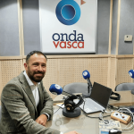 Denis Itxaso en los estudios de ONDA VASCA