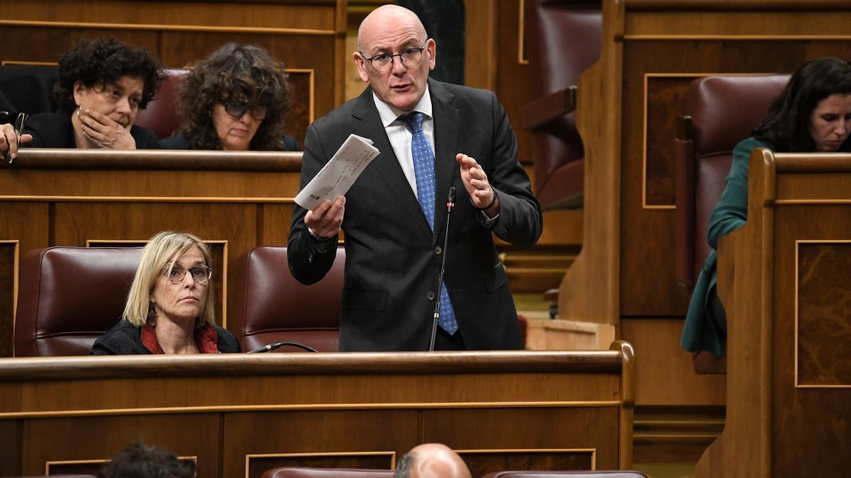 El diputado del PNV Joseba Andoni Agirretxea durante una sesión en el Congreso de los Diputados.