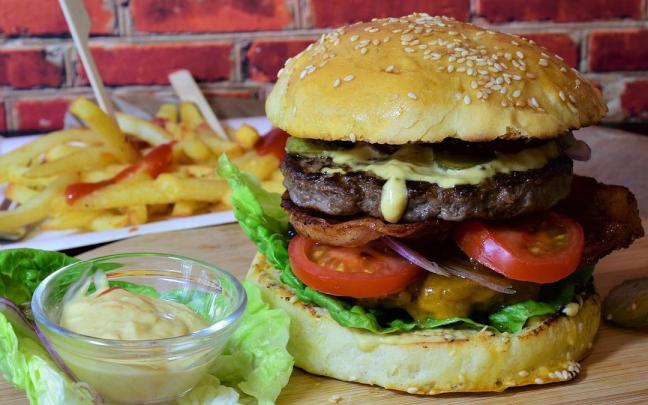 Su ingesta provoca m&aacute;s de 500.000 muertes prematuras en el mundo por cardiopat&iacute;as coronarias.