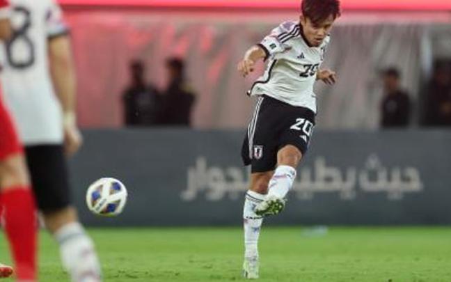 Kubo abrió el marcador con este disparo. / EFE