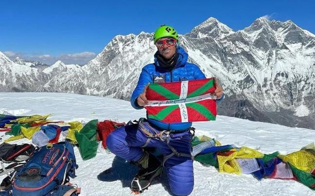 Lur Uribarren en el Ama Dablam (6.812 m), en 2023.