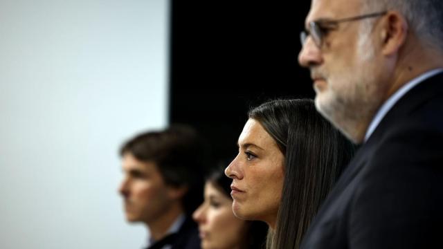 La portavoz de Junts en el Congreso, Miriam Nogueras, en Barcelona junto a dirigentes de su formación.