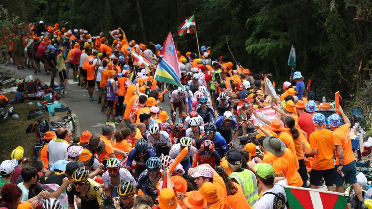 En imágenes: Pike Bidea, un 'muro' solo para los elegidos