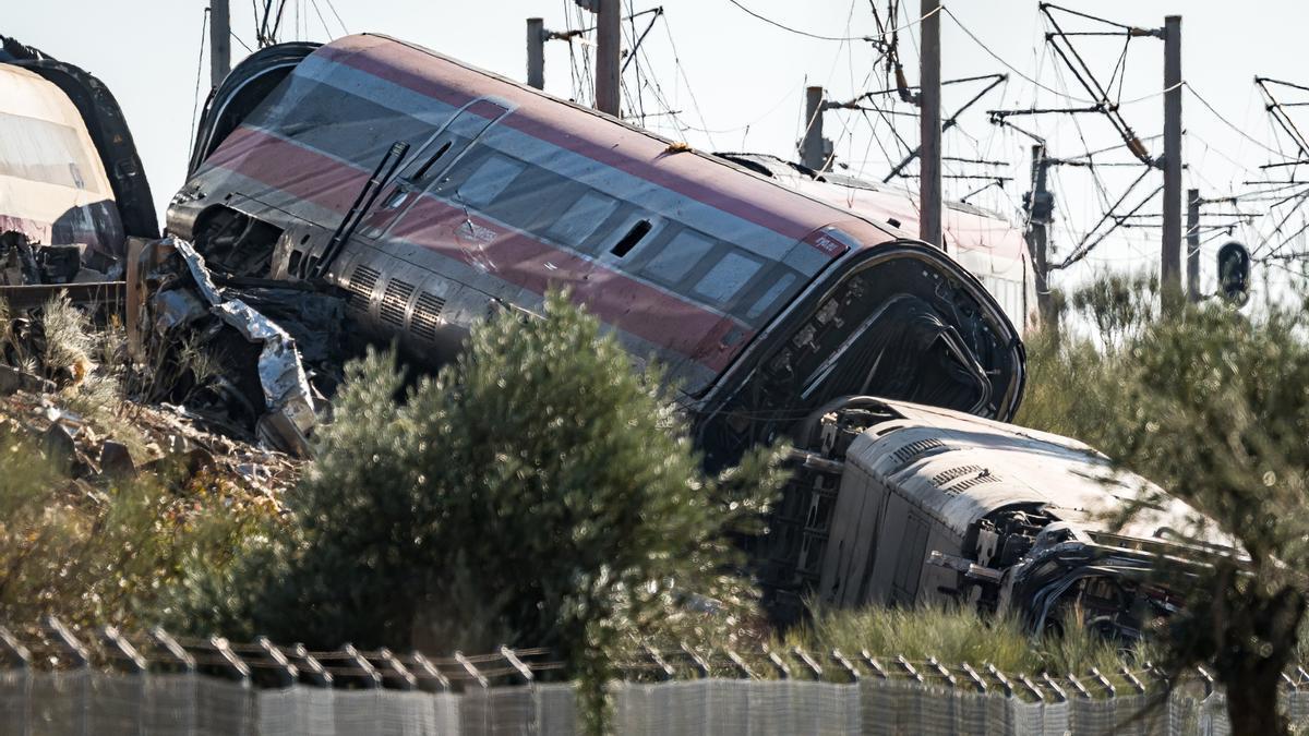 Estado en que quedó el trein Iryo tras ser arrollado por el AVE en Urda (Toledo)