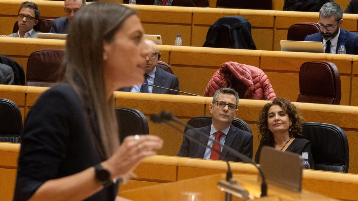 La decisión de Junts de no votar ha cambiado en guion previsto. En la imagen, la portavoz postconvergente, Miriam Nogueras