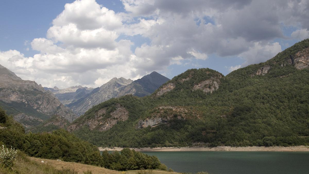 Imagen de un embalse