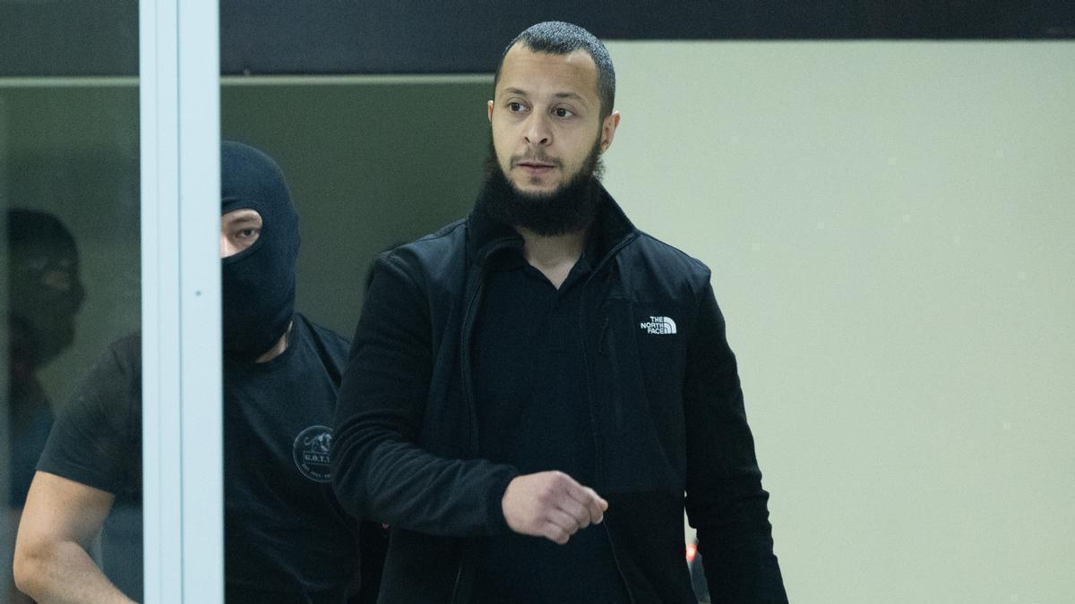 Salah Abdeslam durante el juicio por los atentados en Bruselas.