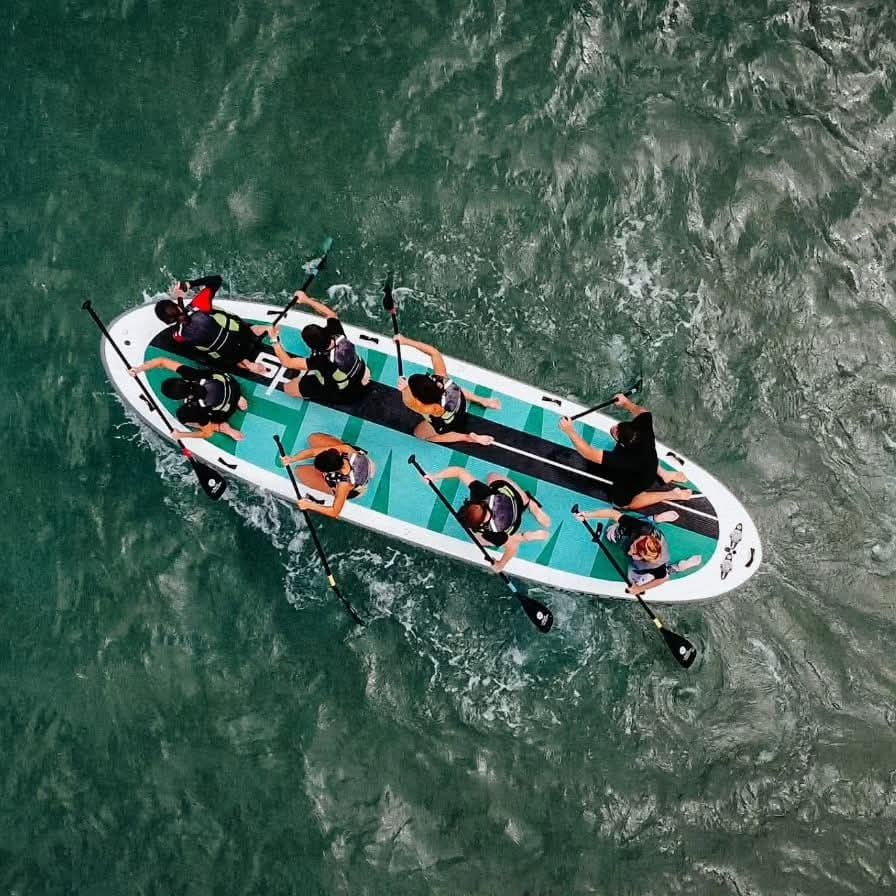 'Paddle surf' en Leaktibai.