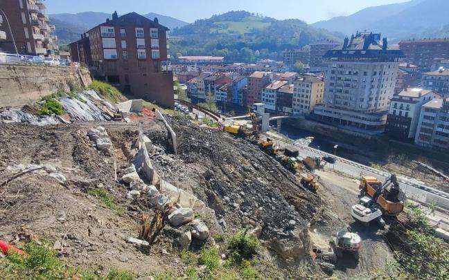 La zona de la ladera que presenta más problemas es la más próxima a las viviendas.
