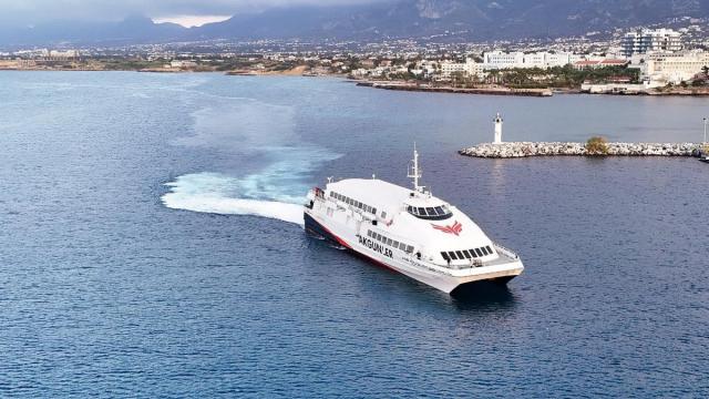 Un buque de pasajeros y carga con 270 personas a bordo ha protagonizado este domingo una emergencia frente a la costa del norte de Chipre.
