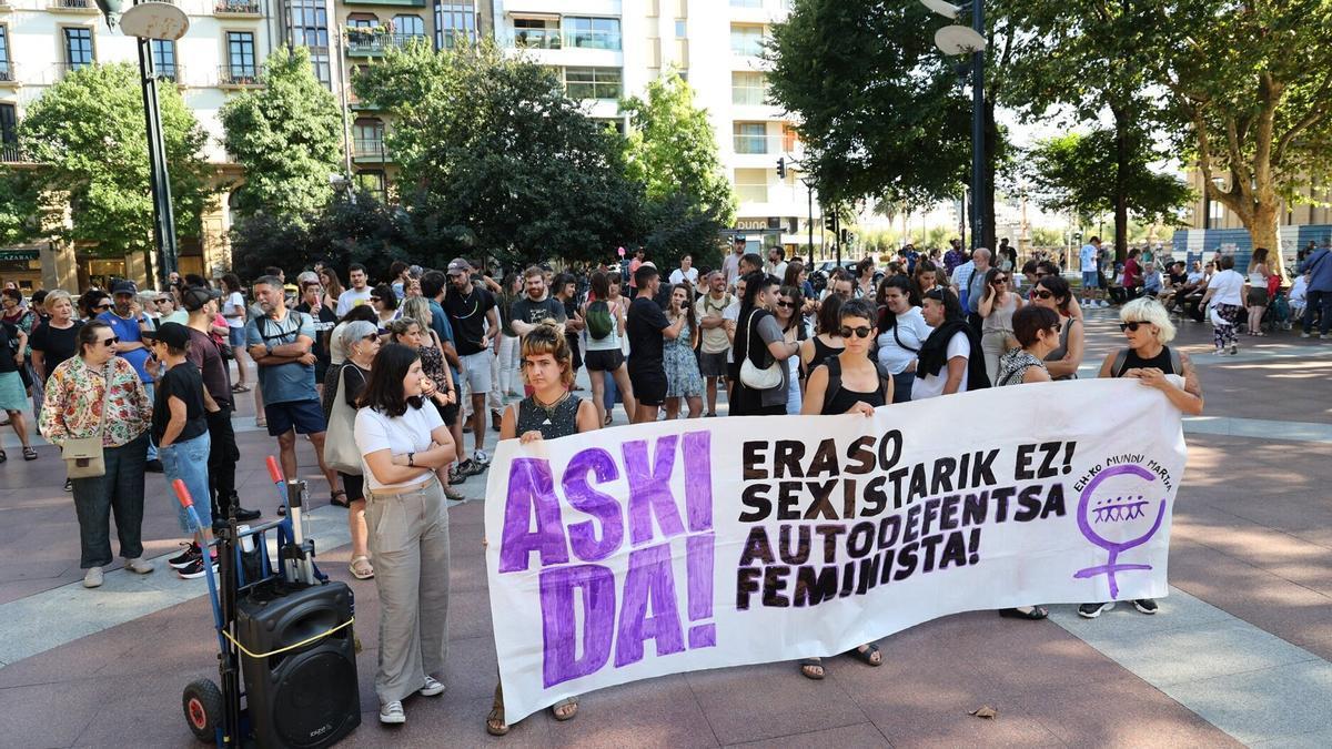 Concentración en contra de una agresión machista. Iker Azurmendi | DNG