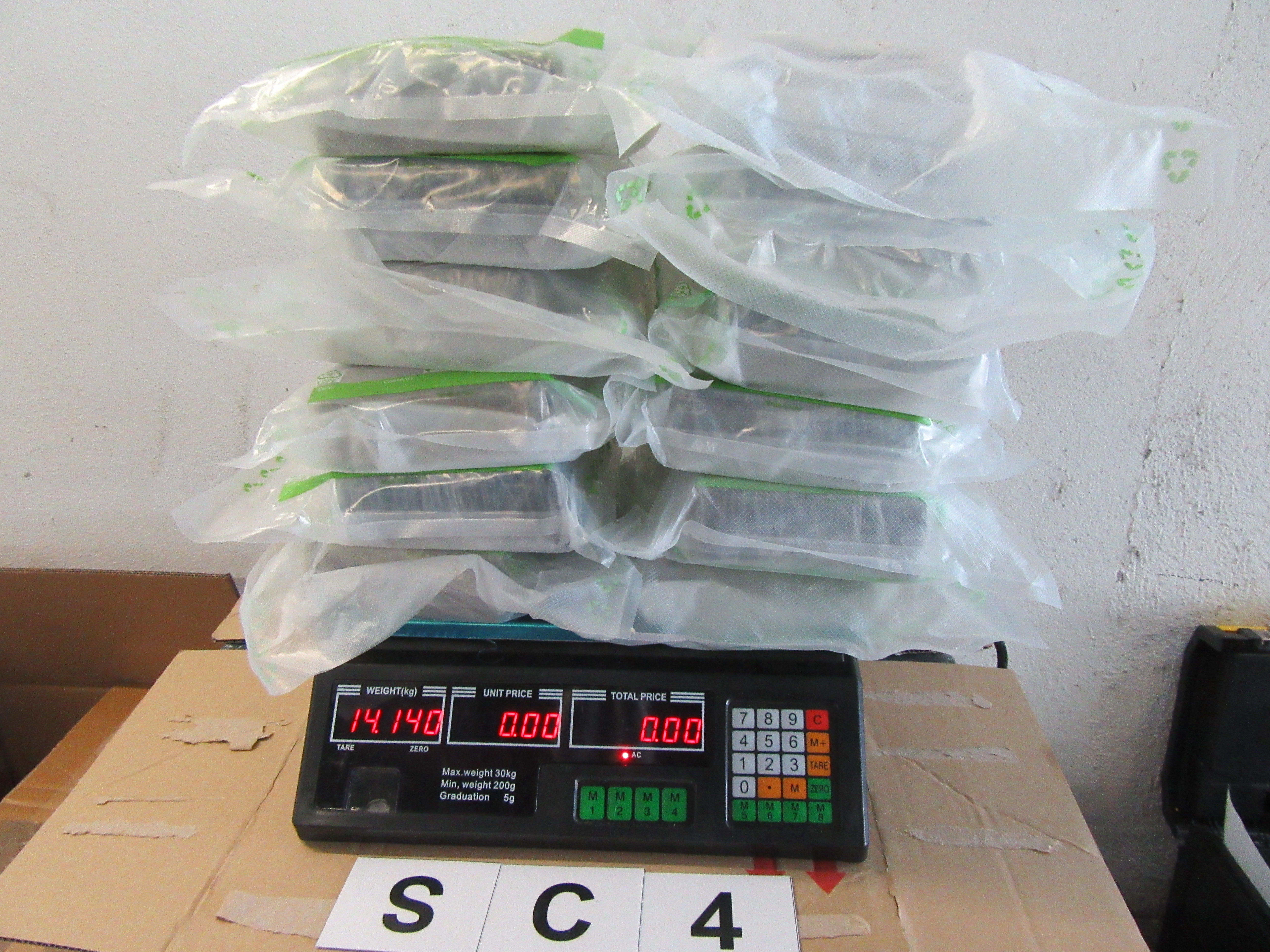 Droga incautada en Lezo. ERTZAINTZA Droga incautada en Lezo. ERTZAINTZA