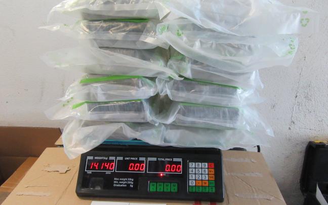 Droga incautada en Lezo. ERTZAINTZA Droga incautada en Lezo. ERTZAINTZA