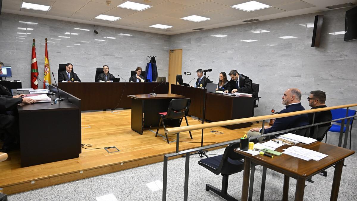 Primera sesión del juicio del 'caso DYA'. Oskar Gonzalez