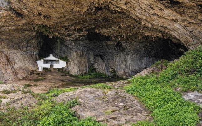 Cueva de Urullaga