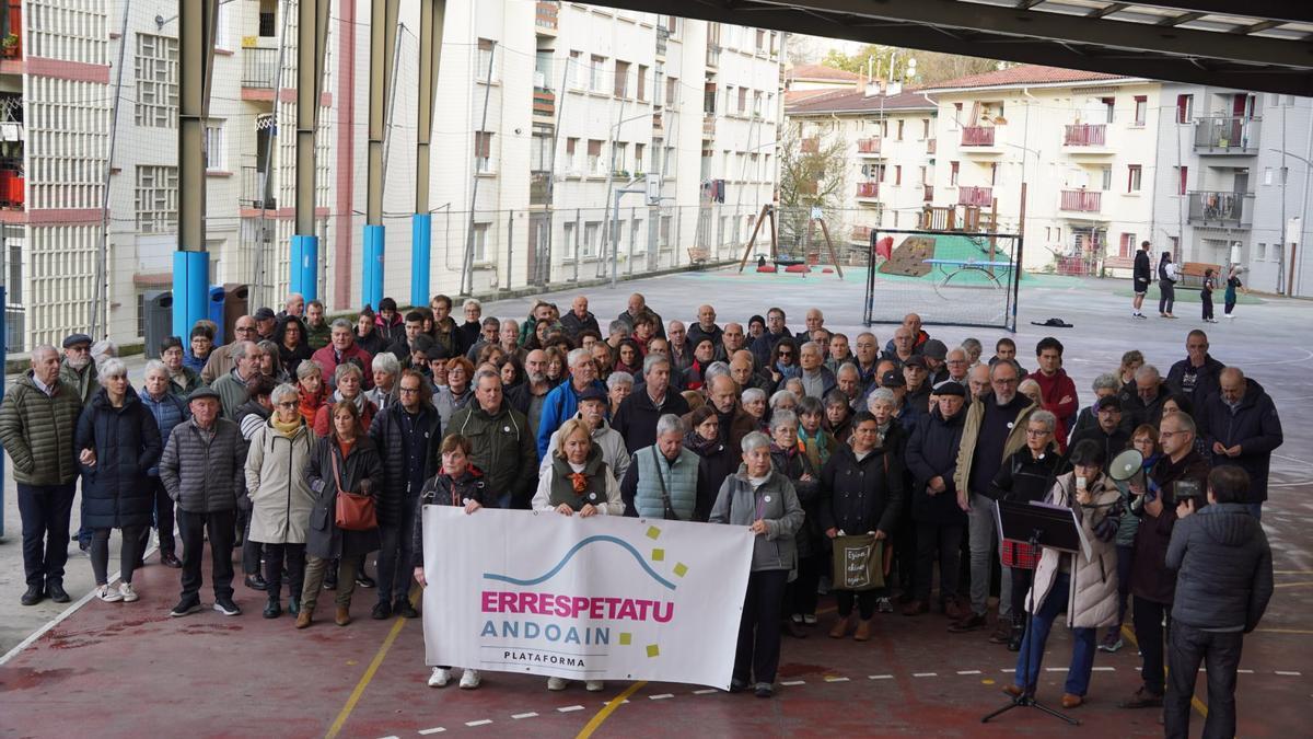Concentración de la plataforma Andoain Errespetatu.