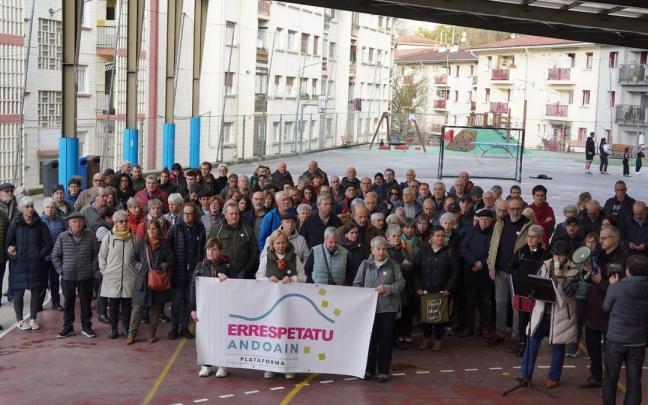 Concentración de la plataforma Andoain Errespetatu.