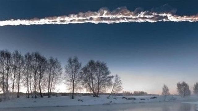 La explosión del asteroide en Cheliábinsk (Rusia).