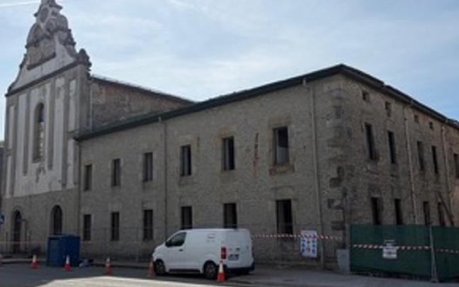 Convento de las Hermanas de la Caridad en la localidad de Murgia en Zuia